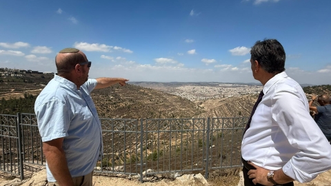 שי 2.jpg