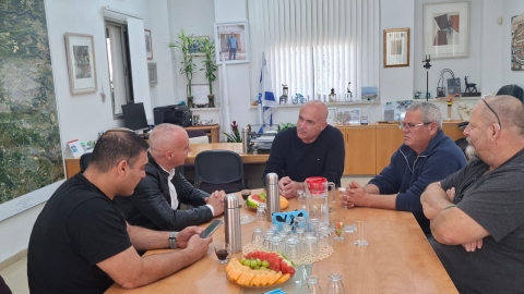 איציק 8.jpg